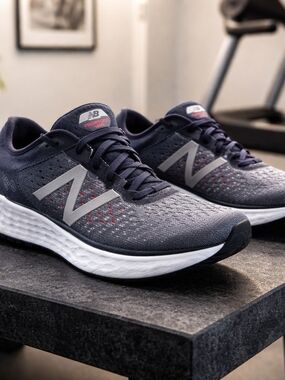 New Balance Mens Fresh Foam 1080 V9 Running Shoes Gunmetal Grey Red Size 11